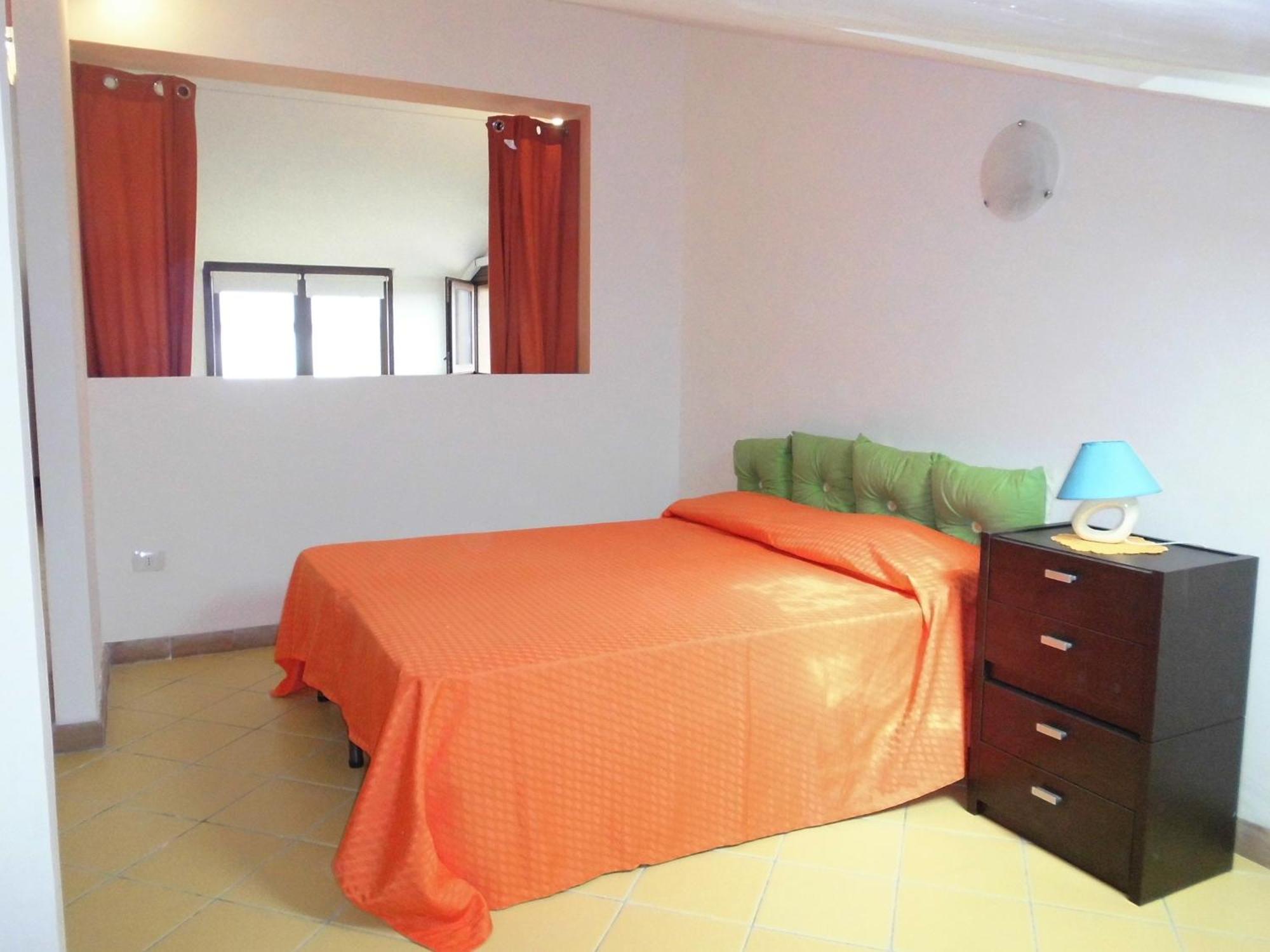 Case Vacanze Residence Trinacria 阿奇雷亚莱 外观 照片