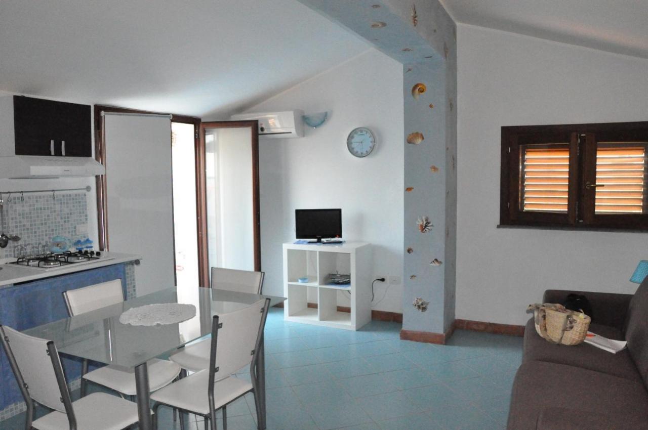 Case Vacanze Residence Trinacria 阿奇雷亚莱 外观 照片